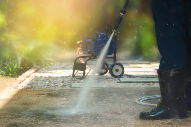 Spring Cleaning in One Loudoun, VA